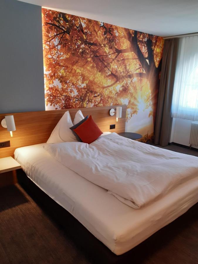 Hotel Urs Und Viktor Bettlach Extérieur photo