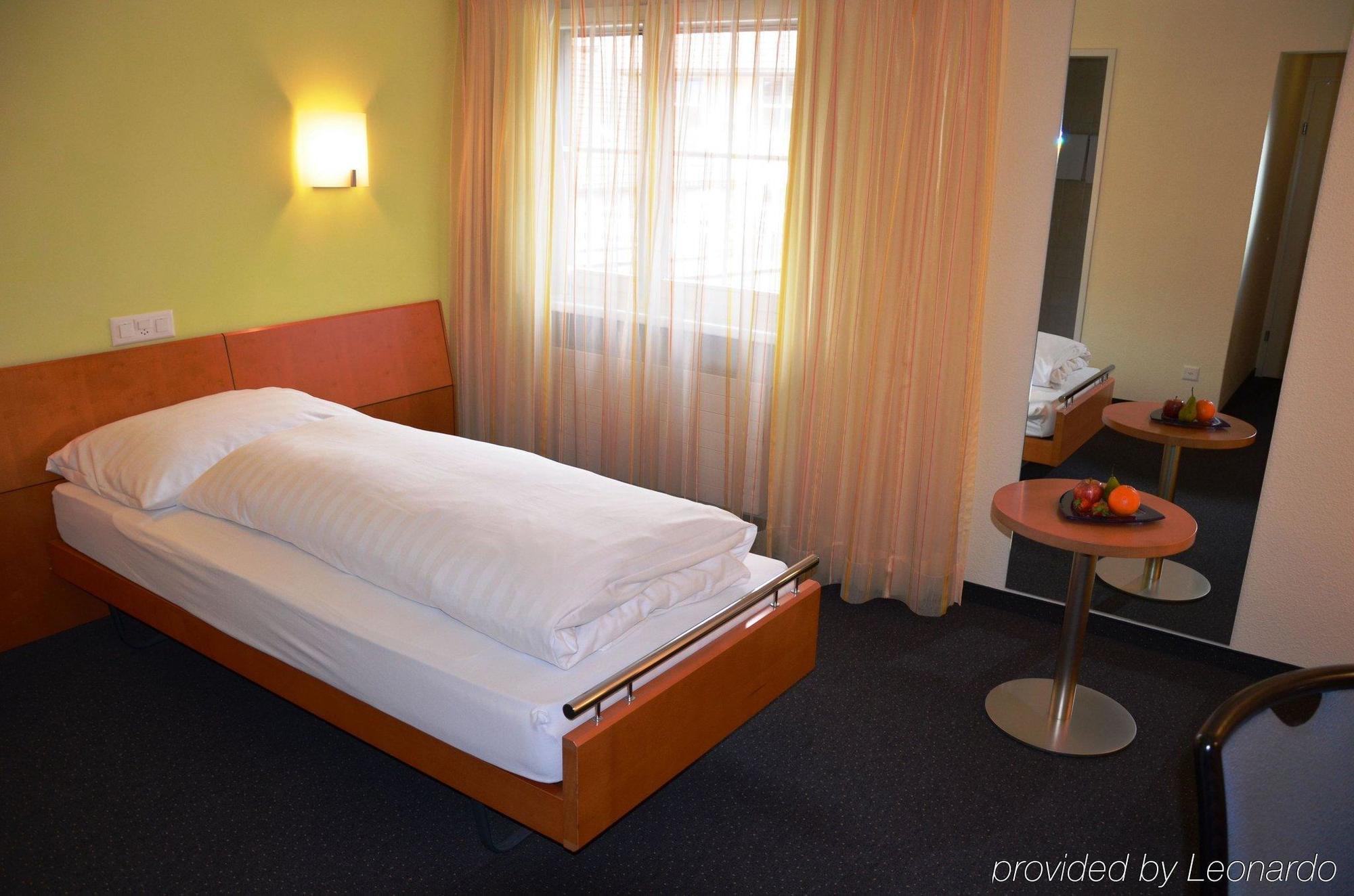 Hotel Urs Und Viktor Bettlach Extérieur photo