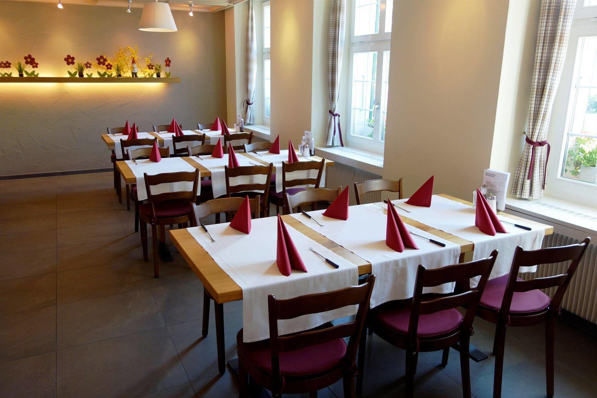 Hotel Urs Und Viktor Bettlach Extérieur photo
