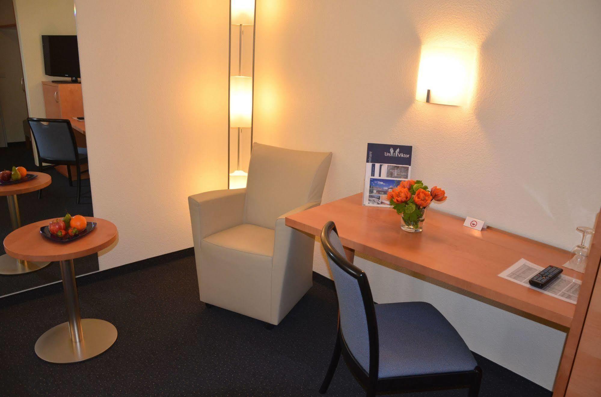 Hotel Urs Und Viktor Bettlach Extérieur photo